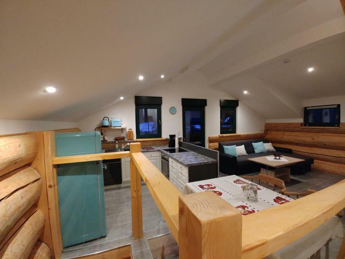 Ferienwohnungen Blockhaus - Zwergenhaeusl Grünau im Almtal Esterno foto