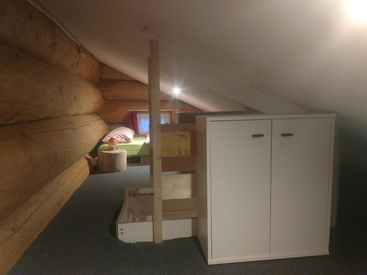 Ferienwohnungen Blockhaus - Zwergenhaeusl Grünau im Almtal Esterno foto